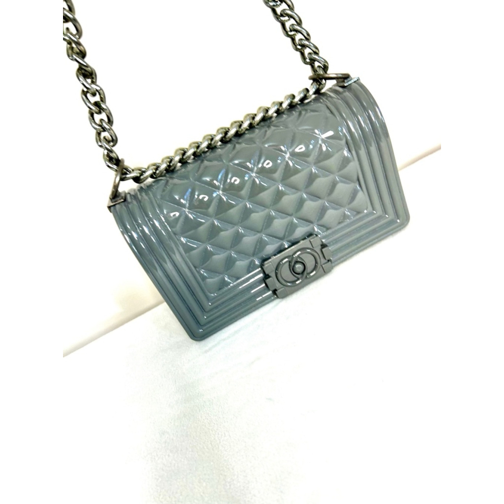 Toyboy Gray jelly Shoulder Bag with adjustable silver chain strap
